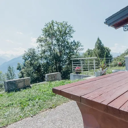 Magnifique Mitoyen Avec Vue Sur Les Montagnes *