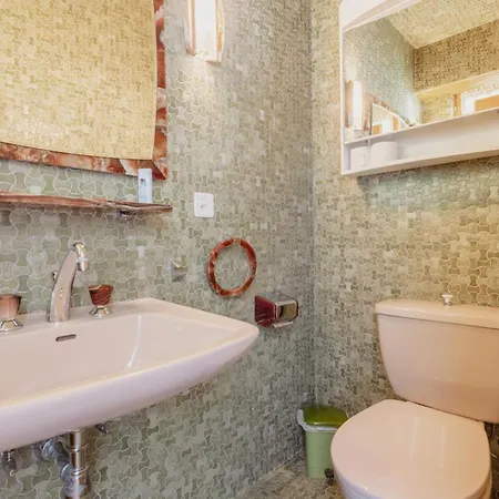 Magnifique Mitoyen Avec Vue Sur Les Montagnes *