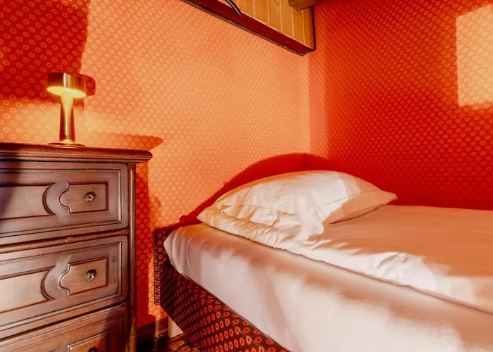 Magnifique Mitoyen Avec Vue Sur Les Montagnes