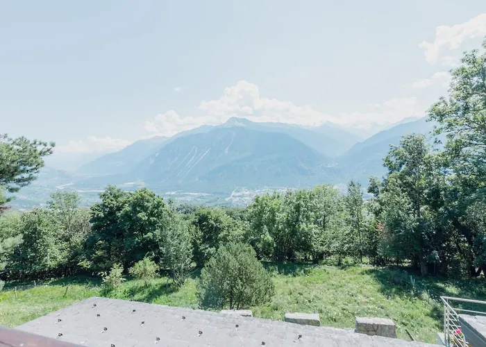 Magnifique Mitoyen Avec Vue Sur Les Montagnes Appartement *