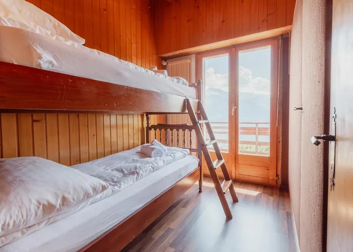 Magnifique Mitoyen Avec Vue Sur Les Montagnes * Crans-Montana